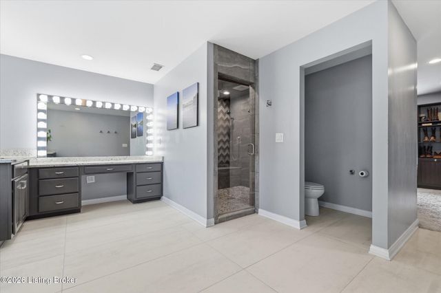 1007 Corn Island Ct, Louisville, KY 40207