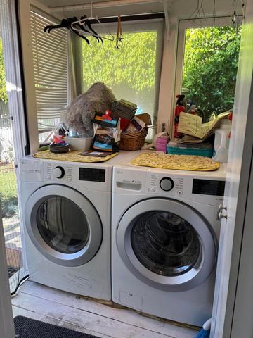 839 N Orange Drive, Los Angeles, CA 90038