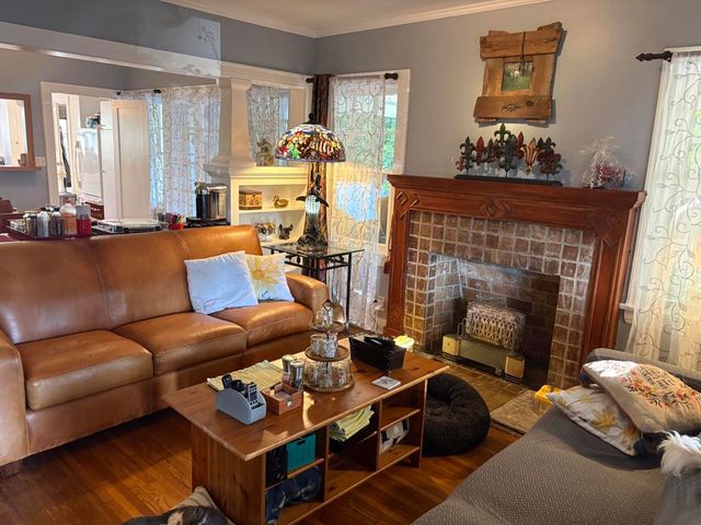 839 N Orange Drive, Los Angeles, CA 90038