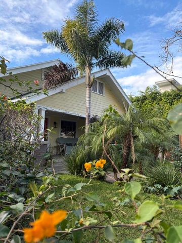 839 N Orange Drive, Los Angeles, CA 90038