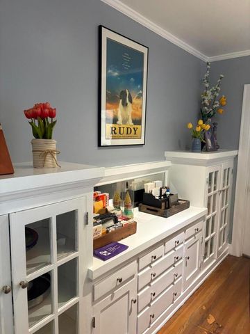 839 N Orange Drive, Los Angeles, CA 90038