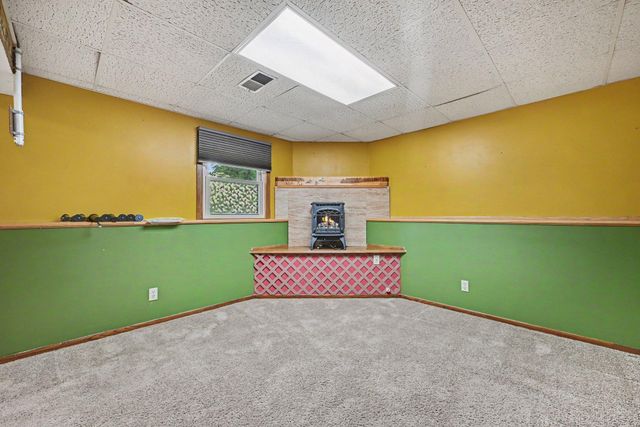 2288 Phylis Court E, Maplewood, MN 55119