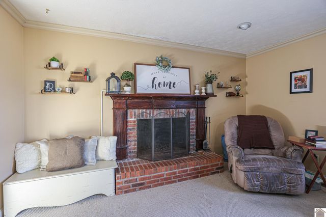 735 Christa Dr, Paducah, KY 42003