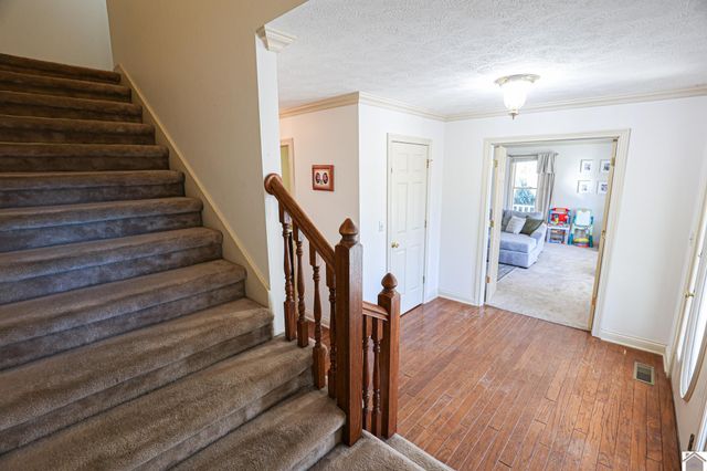 735 Christa Dr, Paducah, KY 42003