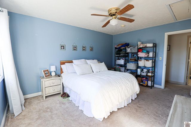 735 Christa Dr, Paducah, KY 42003