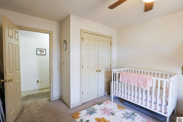 735 Christa Dr, Paducah, KY 42003