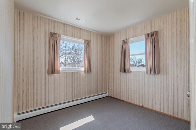 9608 LAFAYETTE AVE, Manassas, VA 20109