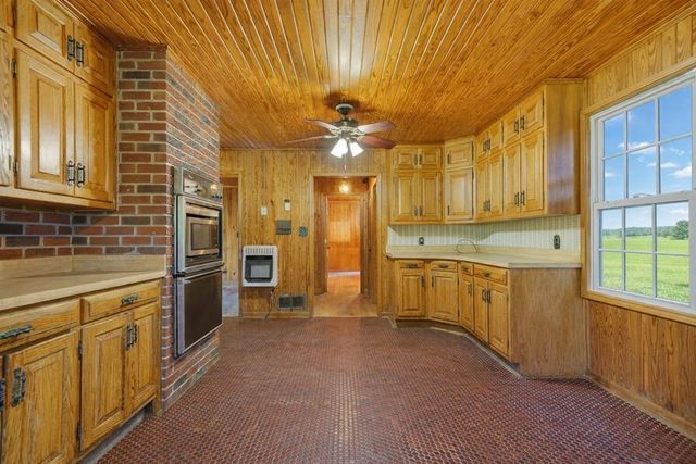 195 River Street, Ellijay, GA 30540