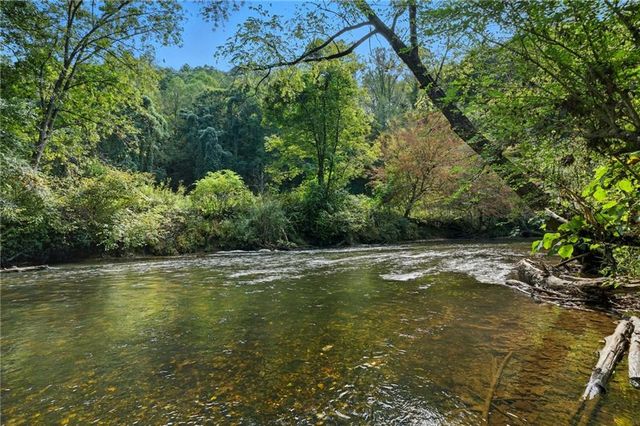 195 River Street, Ellijay, GA 30540