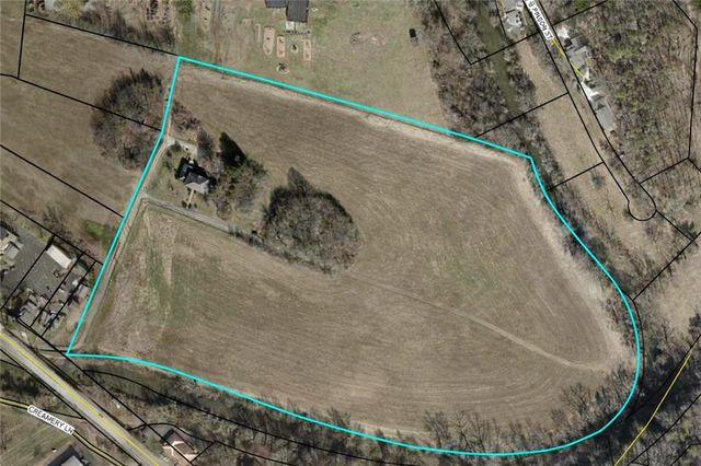 195 River Street, Ellijay, GA 30540