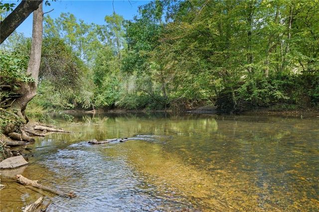 195 River Street, Ellijay, GA 30540