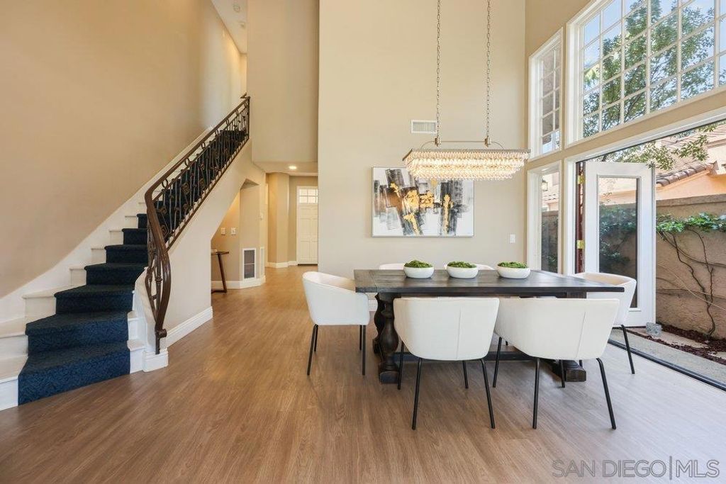 Image 6 of property listing at 3623 Paseo Vista Famosa, Rancho Santa Fe, CA 92091