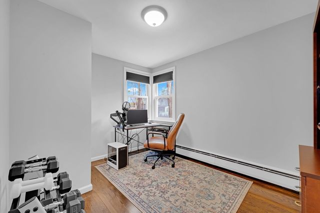 43 Grandview Ave, Worcester, MA 01603