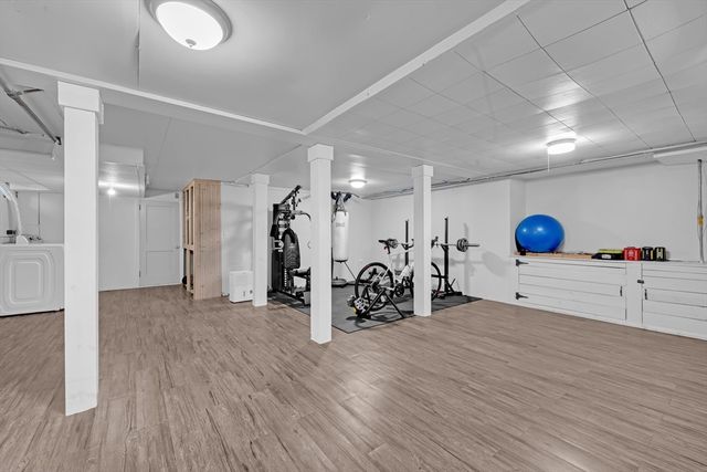 43 Grandview Ave, Worcester, MA 01603