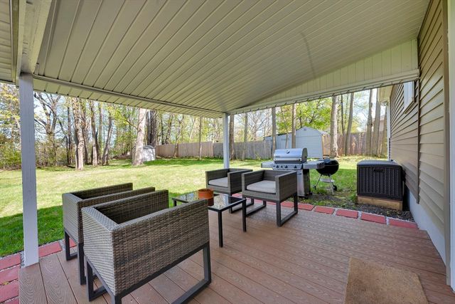 43 Grandview Ave, Worcester, MA 01603
