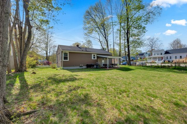 43 Grandview Ave, Worcester, MA 01603