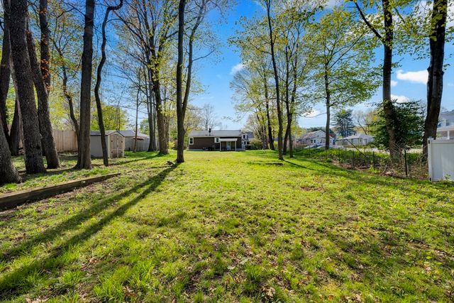43 Grandview Ave, Worcester, MA 01603