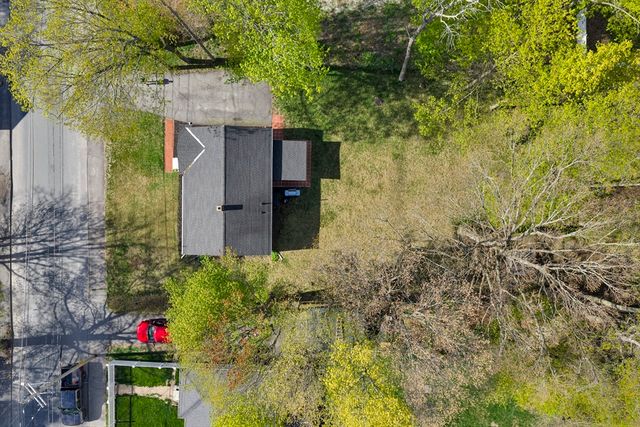 43 Grandview Ave, Worcester, MA 01603