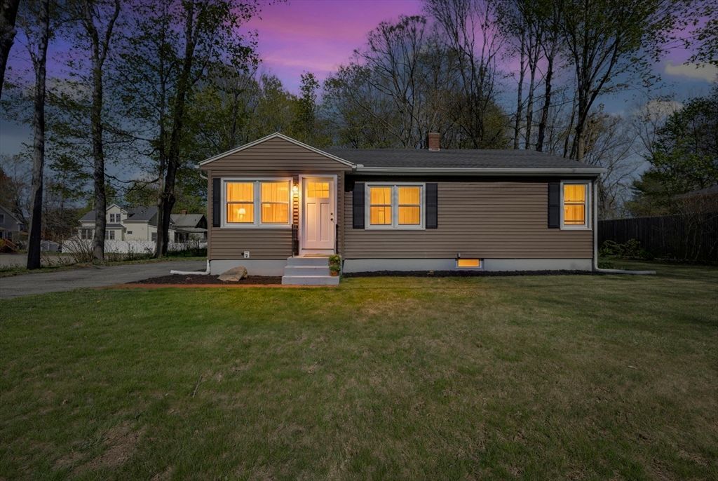 43 Grandview Ave, Worcester, MA 01603