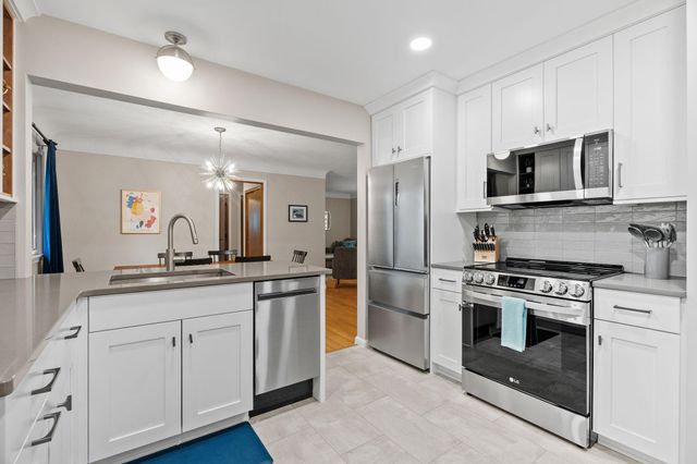 4128 Ewing Avenue S, Minneapolis, MN 55410
