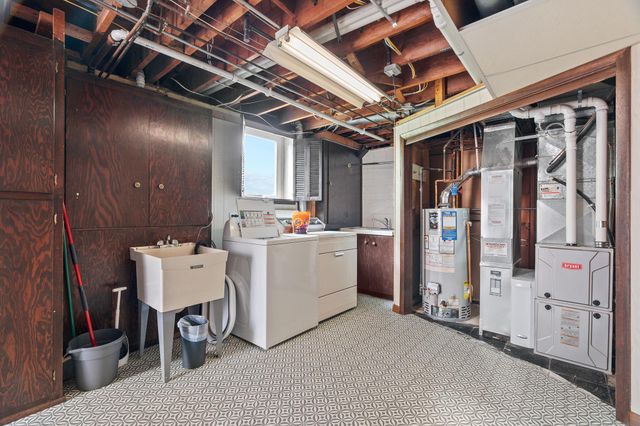 4128 Ewing Avenue S, Minneapolis, MN 55410