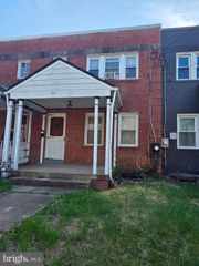 66 FARRAGUT PL NW, Washington, DC 20011