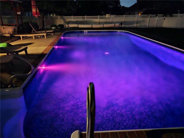 3912 Manhattan Avenue, Blue Springs, MO 64015