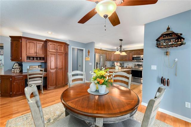 3912 Manhattan Avenue, Blue Springs, MO 64015