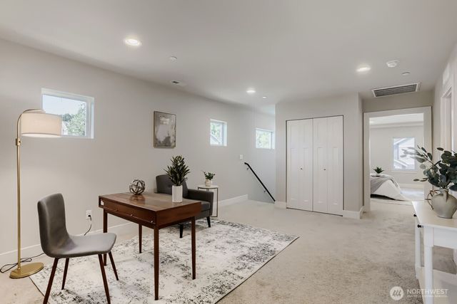 3932 242nd Street SE, Bothell, WA 98021