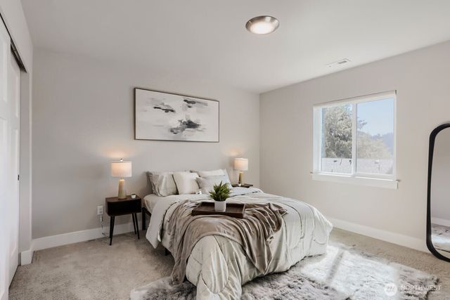 3932 242nd Street SE, Bothell, WA 98021