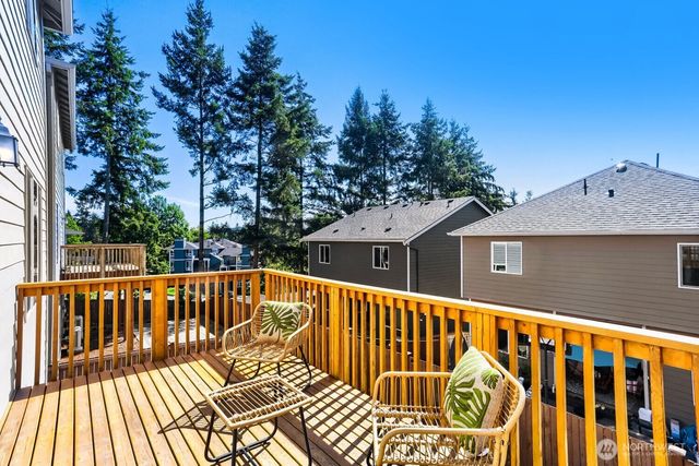 3932 242nd Street SE, Bothell, WA 98021