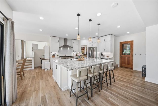 175 Meadow Gate Rd, Meadow Vista, CA 95722