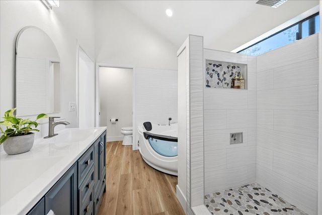 175 Meadow Gate Rd, Meadow Vista, CA 95722