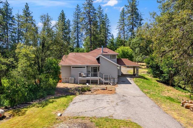 175 Meadow Gate Rd, Meadow Vista, CA 95722