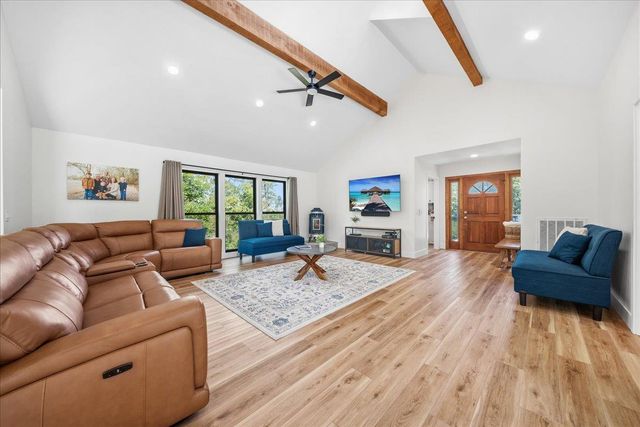 175 Meadow Gate Rd, Meadow Vista, CA 95722