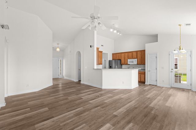 823 Brookline Dr., Myrtle Beach, SC 29579
