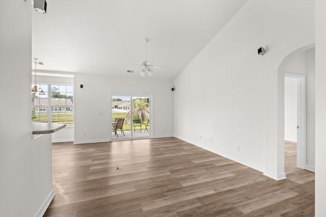823 Brookline Dr., Myrtle Beach, SC 29579