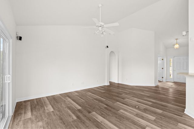 823 Brookline Dr., Myrtle Beach, SC 29579