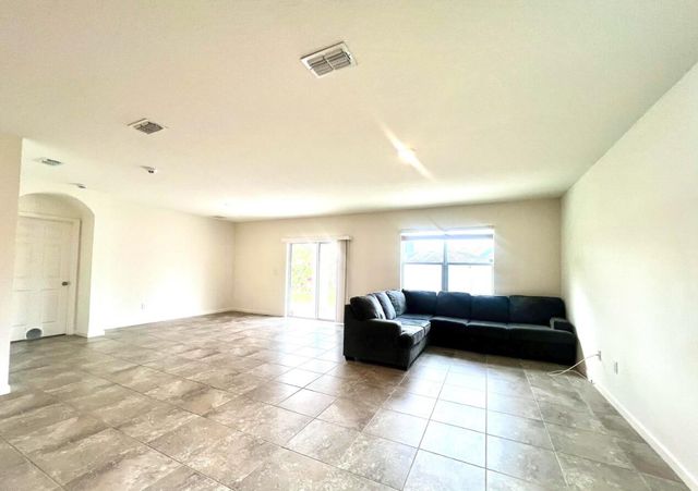 341 SW Ridgecrest Drive, Port St. Lucie, Port St Lucie, FL 34953