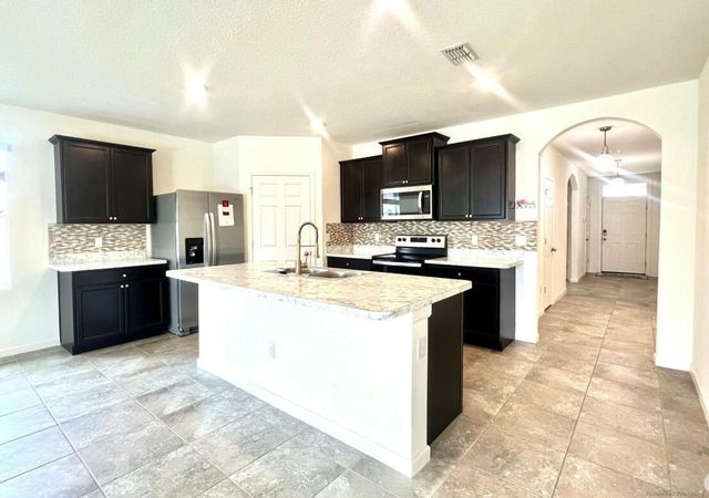 341 SW Ridgecrest Drive, Port St. Lucie, Port St Lucie, FL 34953