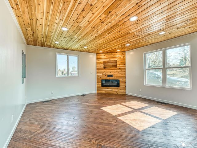 6621 Devils Lake Highway, Manitou Beach, MI 49253