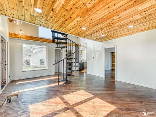 6621 Devils Lake Highway, Manitou Beach, MI 49253