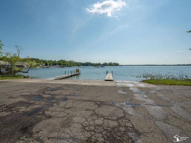 6621 Devils Lake Highway, Manitou Beach, MI 49253