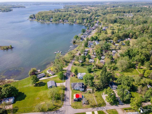 6621 Devils Lake Highway, Manitou Beach, MI 49253
