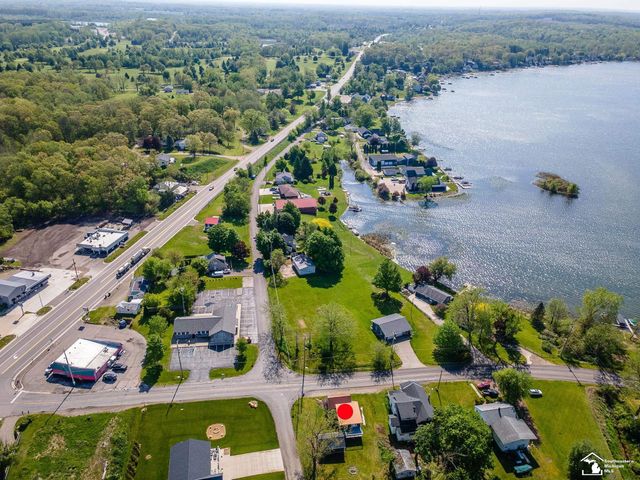 6621 Devils Lake Highway, Manitou Beach, MI 49253