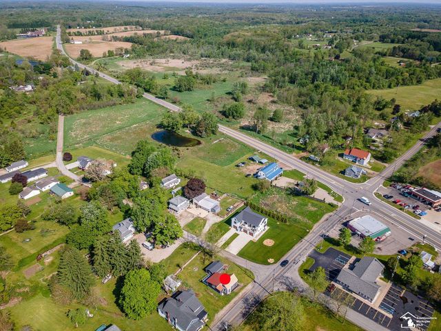 6621 Devils Lake Highway, Manitou Beach, MI 49253