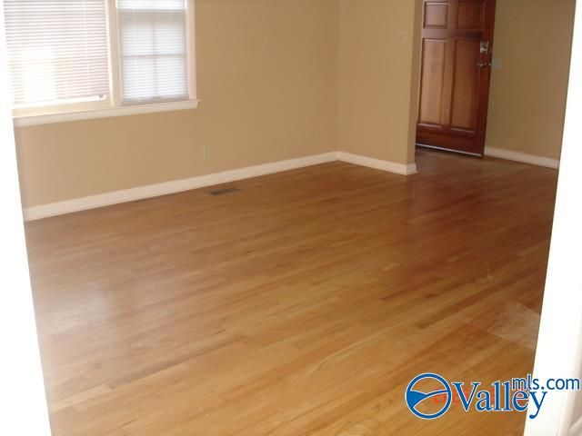 3319 Barton Avenue, Huntsville, AL 35810