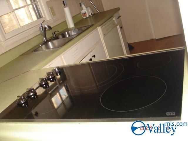 3319 Barton Avenue, Huntsville, AL 35810