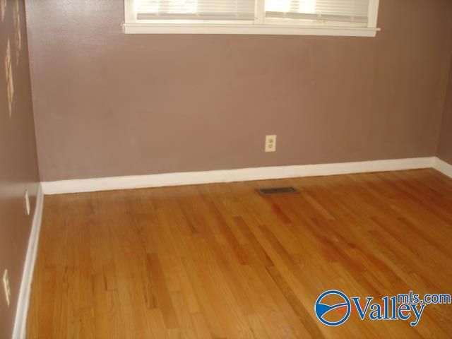 3319 Barton Avenue, Huntsville, AL 35810