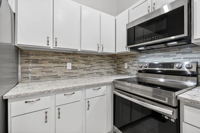 6572 Chasewood Drive F, Jupiter, FL 33458